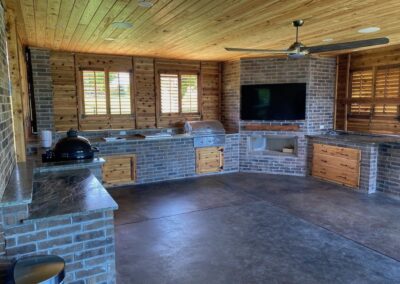Outdoor Kitchen